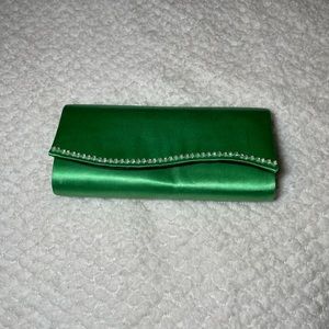Green Clutch